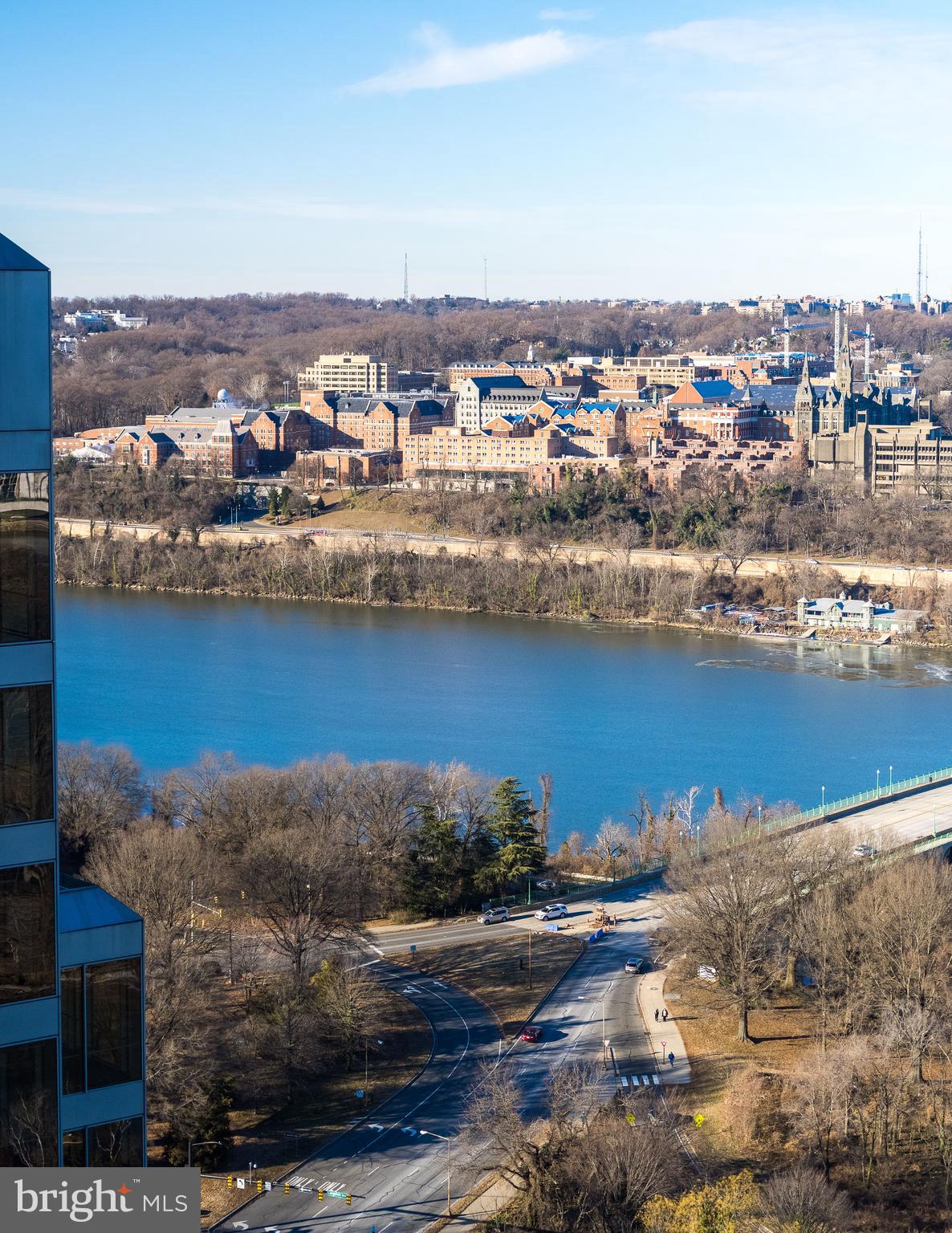 THE WATERVIEW - Residential