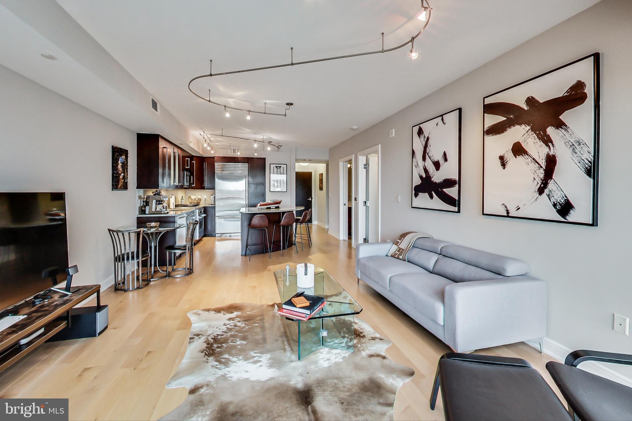 THE WATERVIEW - Residential