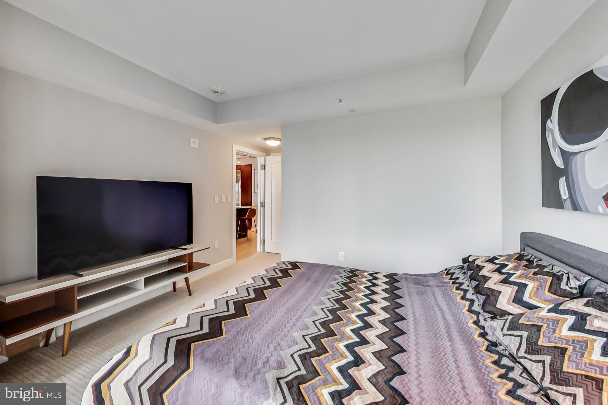 THE WATERVIEW - Residential