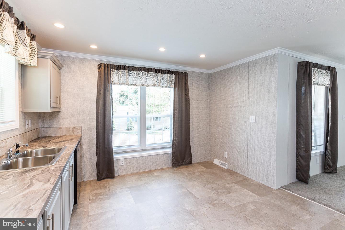 LOWER WINDSOR TWP - Residential