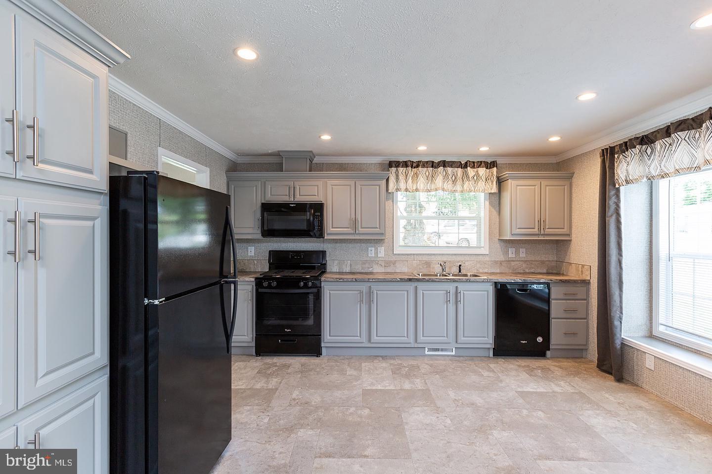 LOWER WINDSOR TWP - Residential