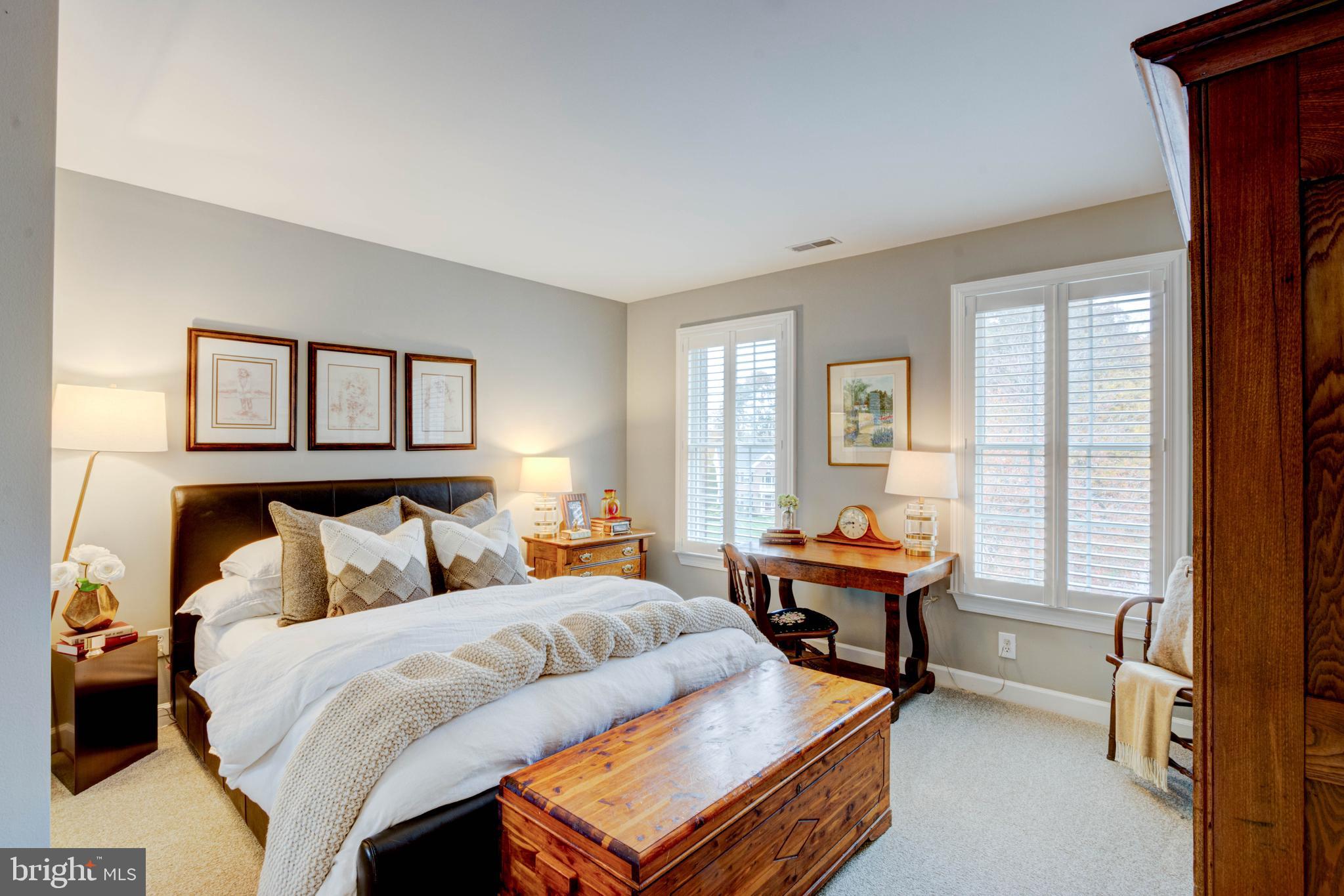 RIVER DOWNS - Residential