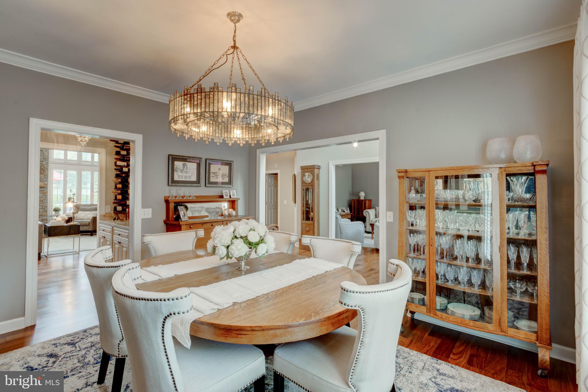 RIVER DOWNS - Residential