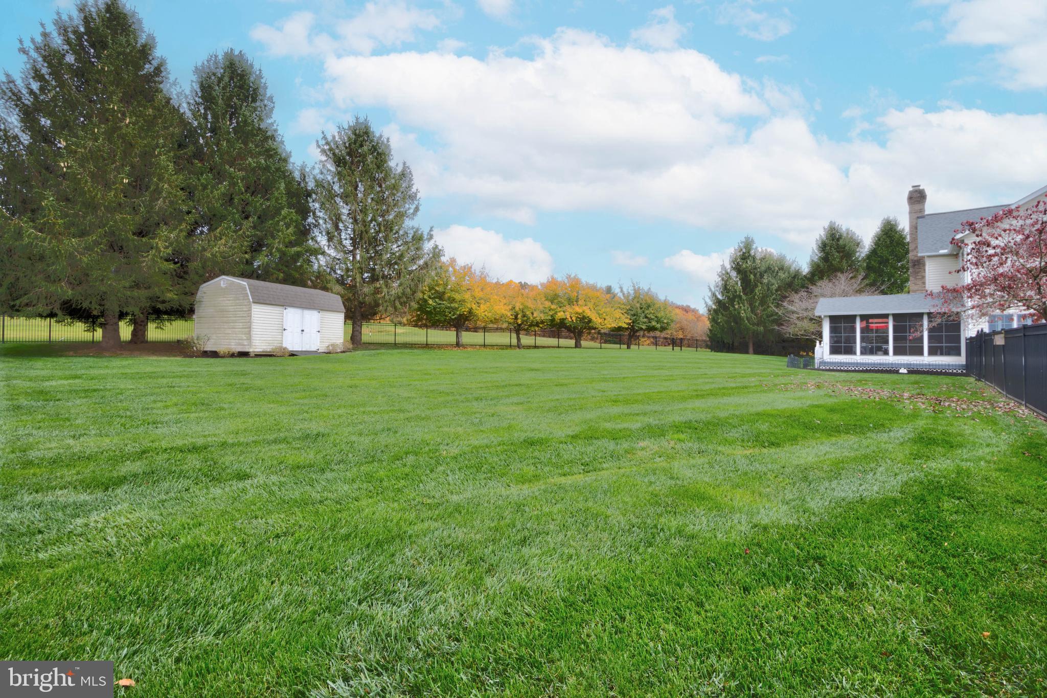 RIVER DOWNS - Residential