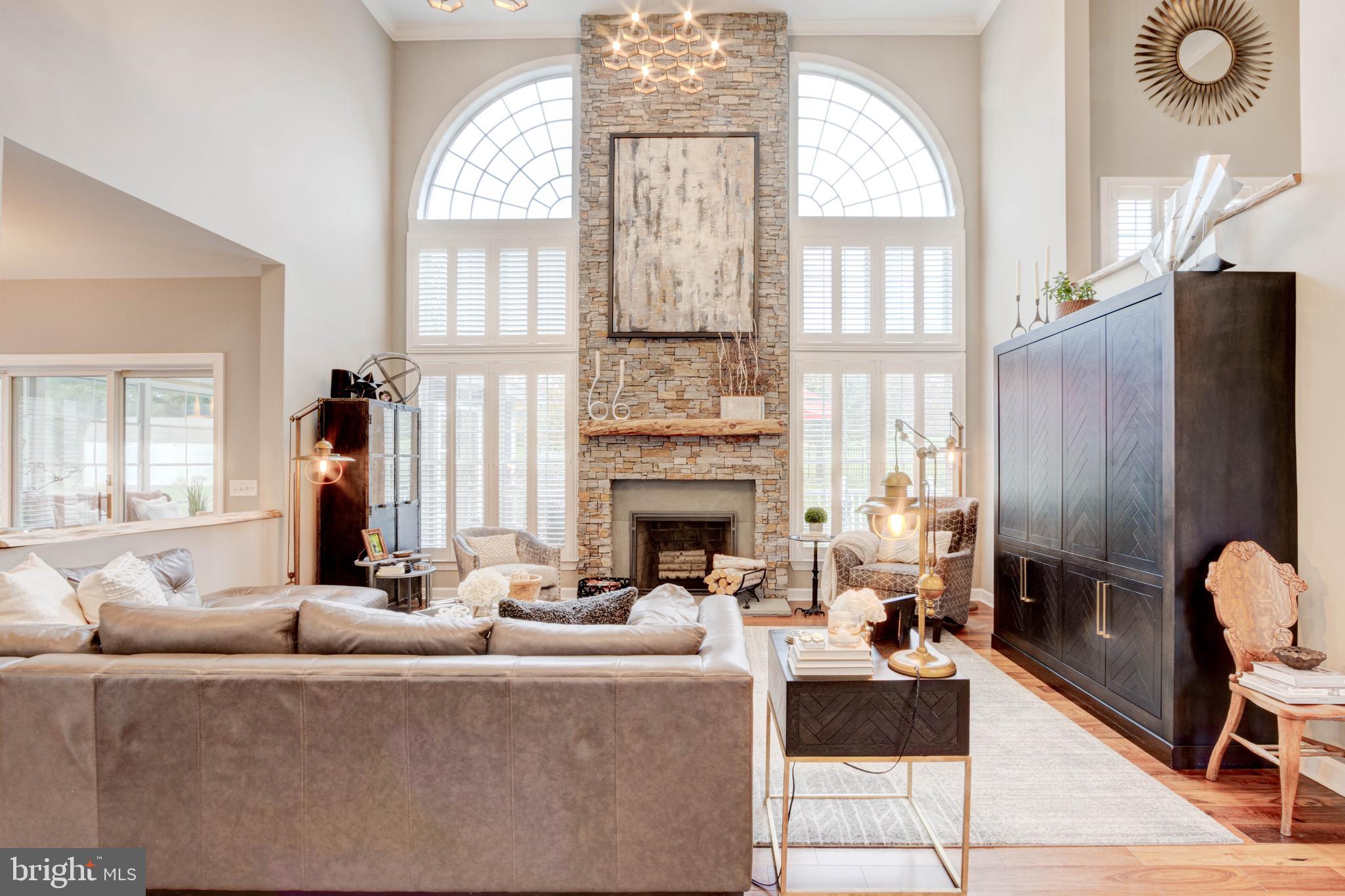 RIVER DOWNS - Residential