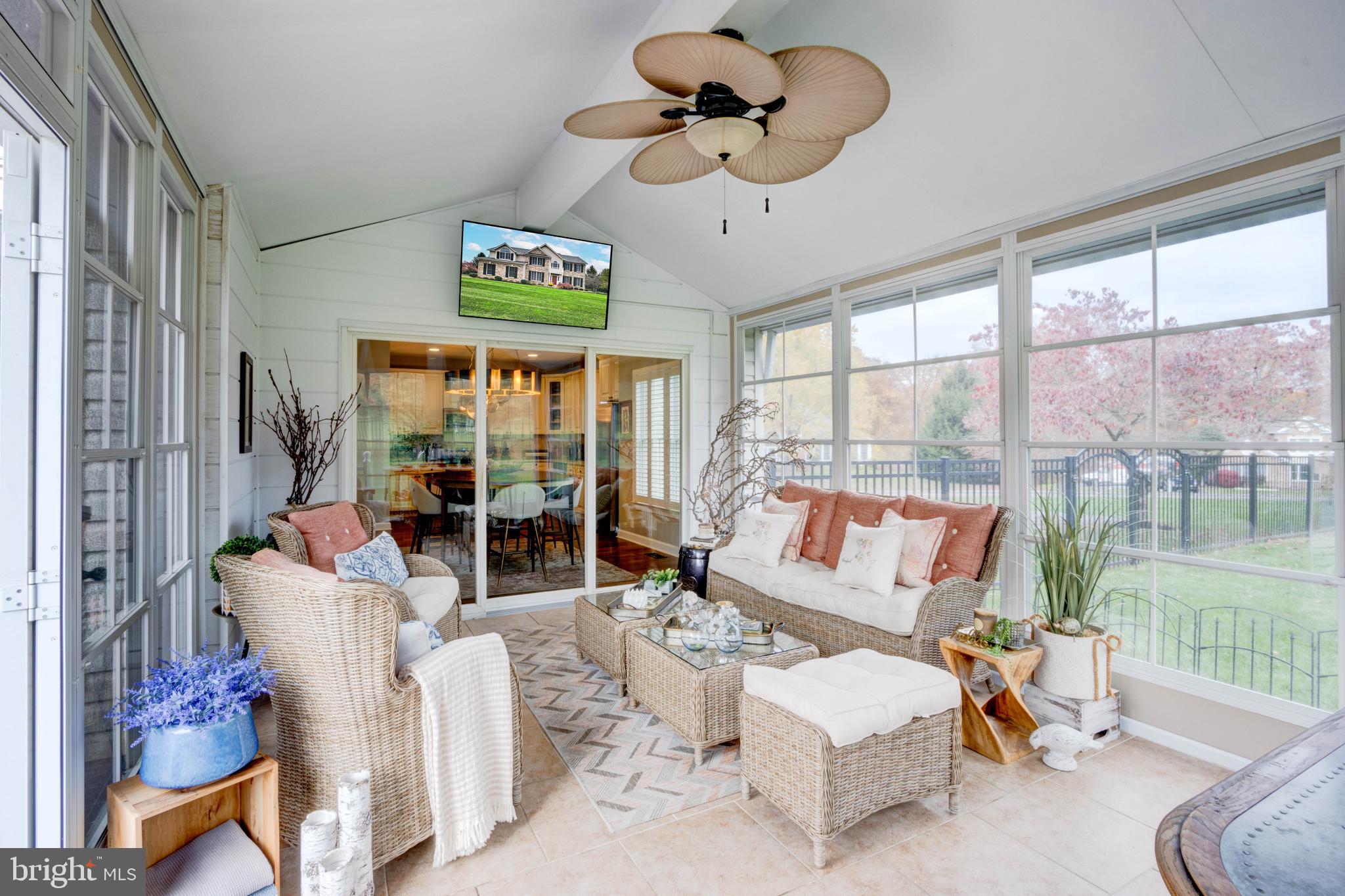 RIVER DOWNS - Residential