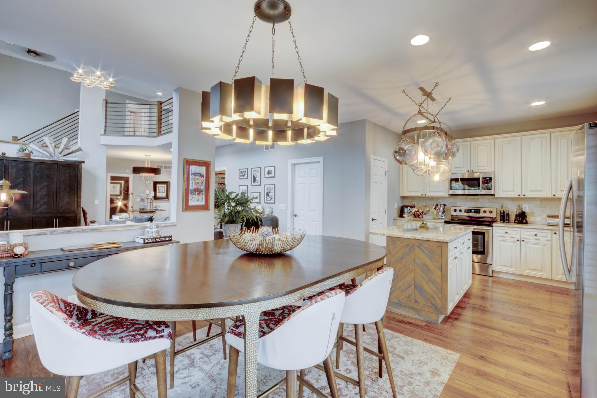 RIVER DOWNS - Residential