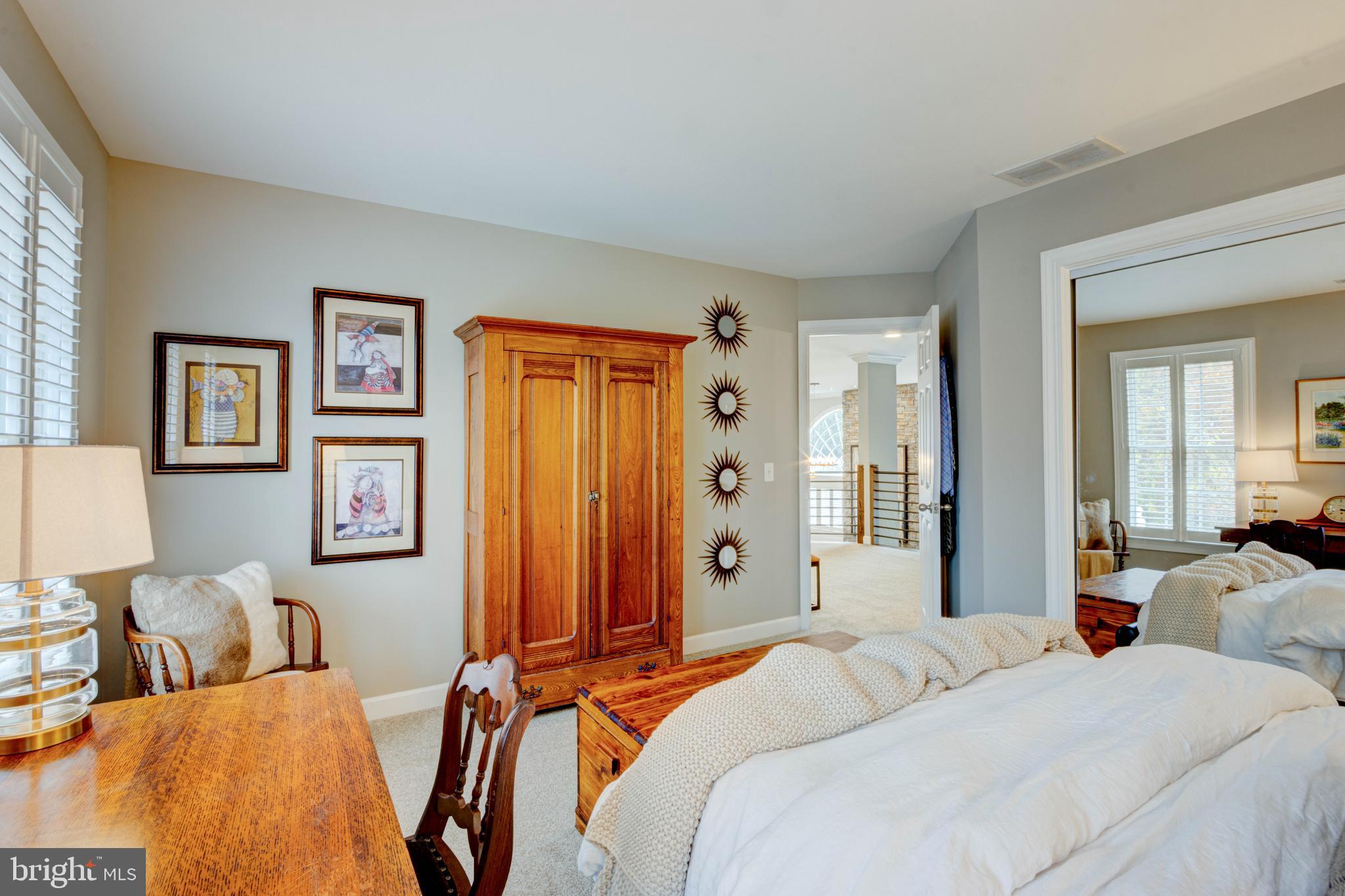 RIVER DOWNS - Residential