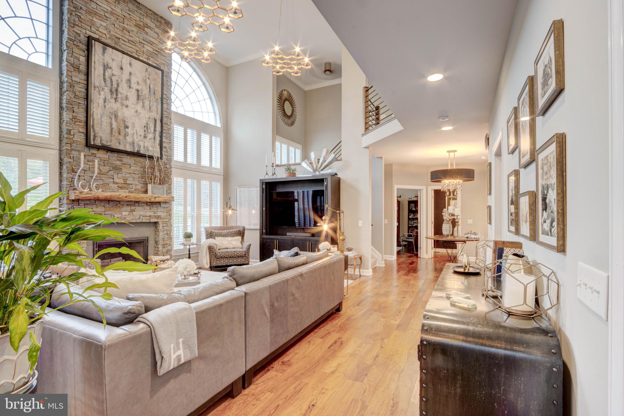 RIVER DOWNS - Residential