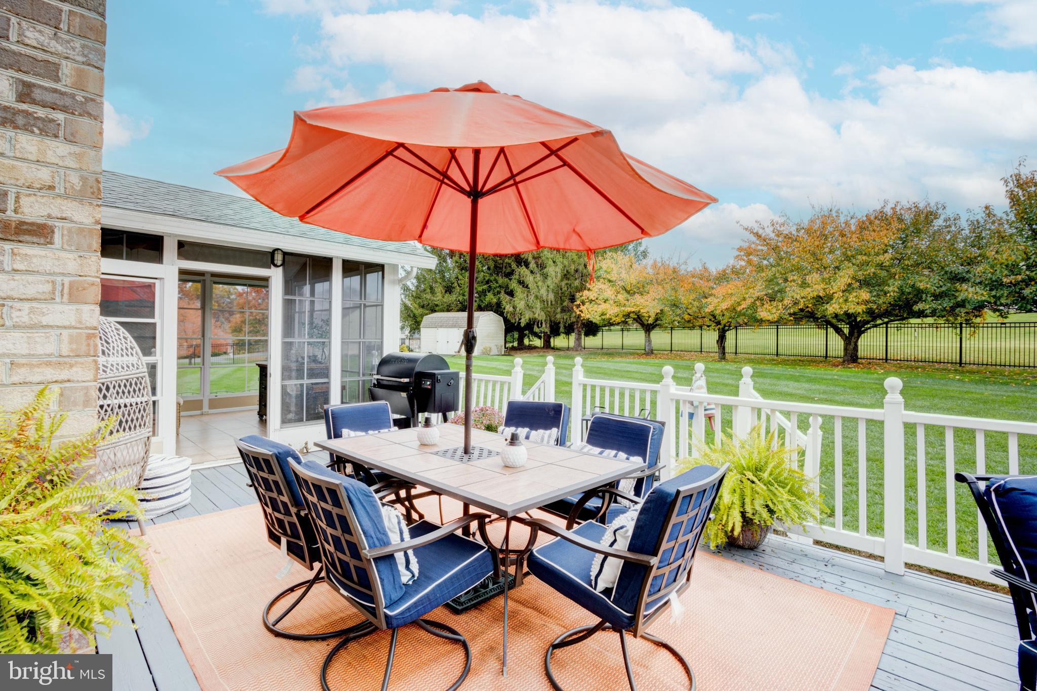 RIVER DOWNS - Residential