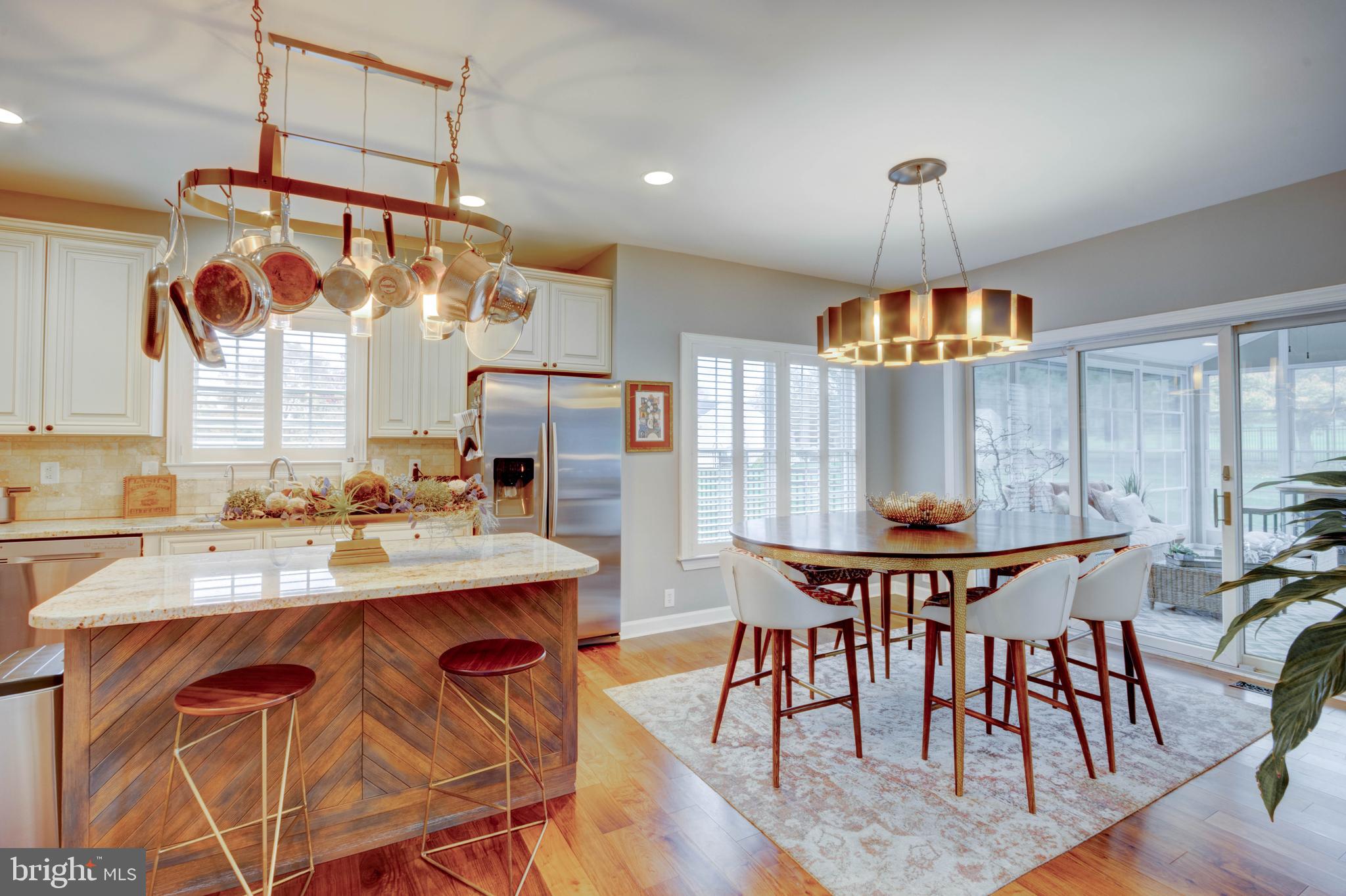 RIVER DOWNS - Residential