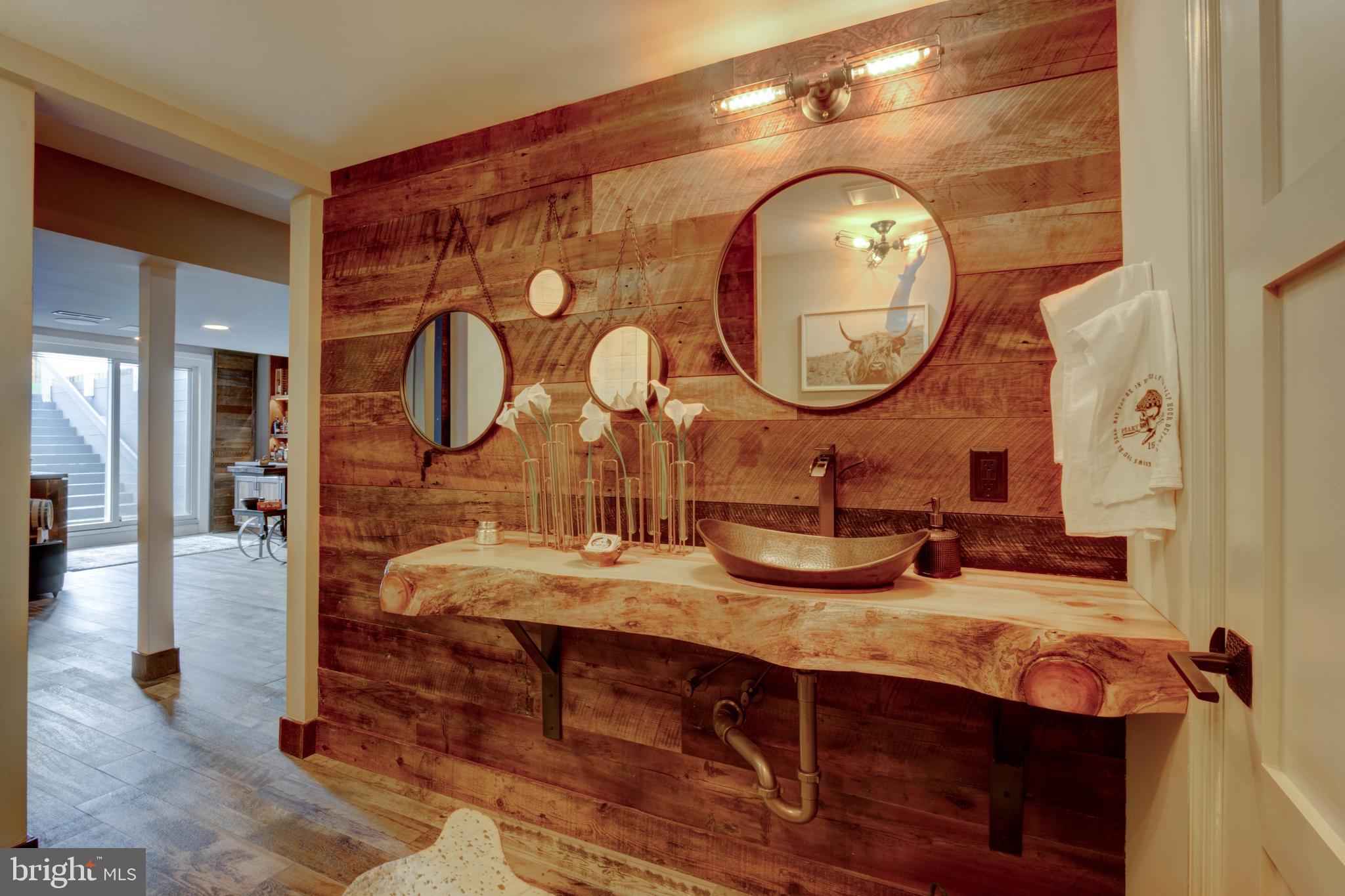 RIVER DOWNS - Residential