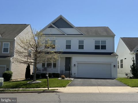 Photo of 6299 Margaret Way, WARRENTON, VA 20187 (MLS # VAFQ2021038)