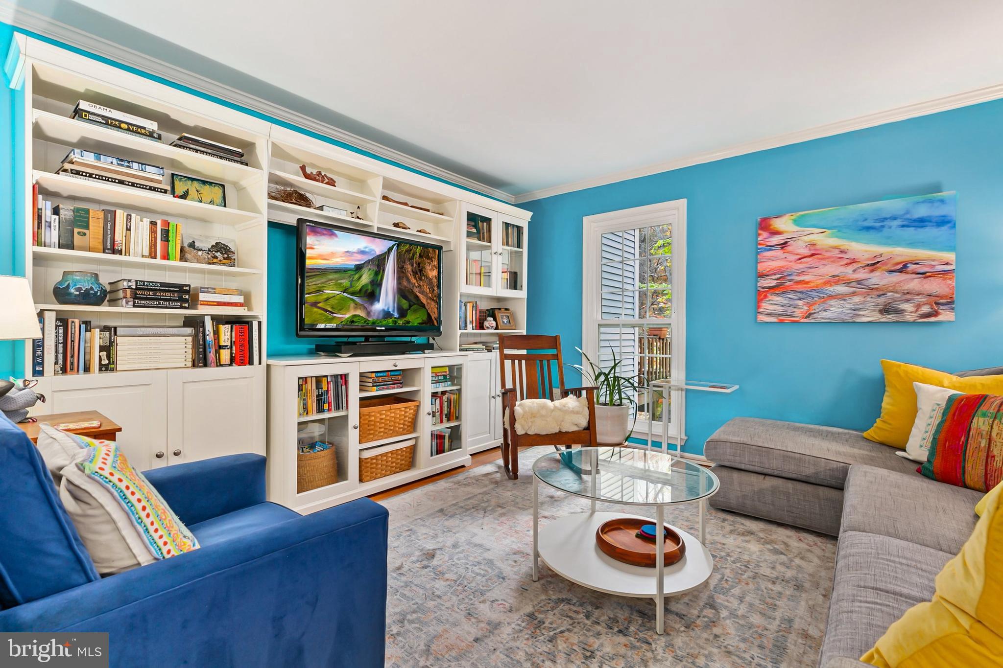 DUMONT OAKS - Residential