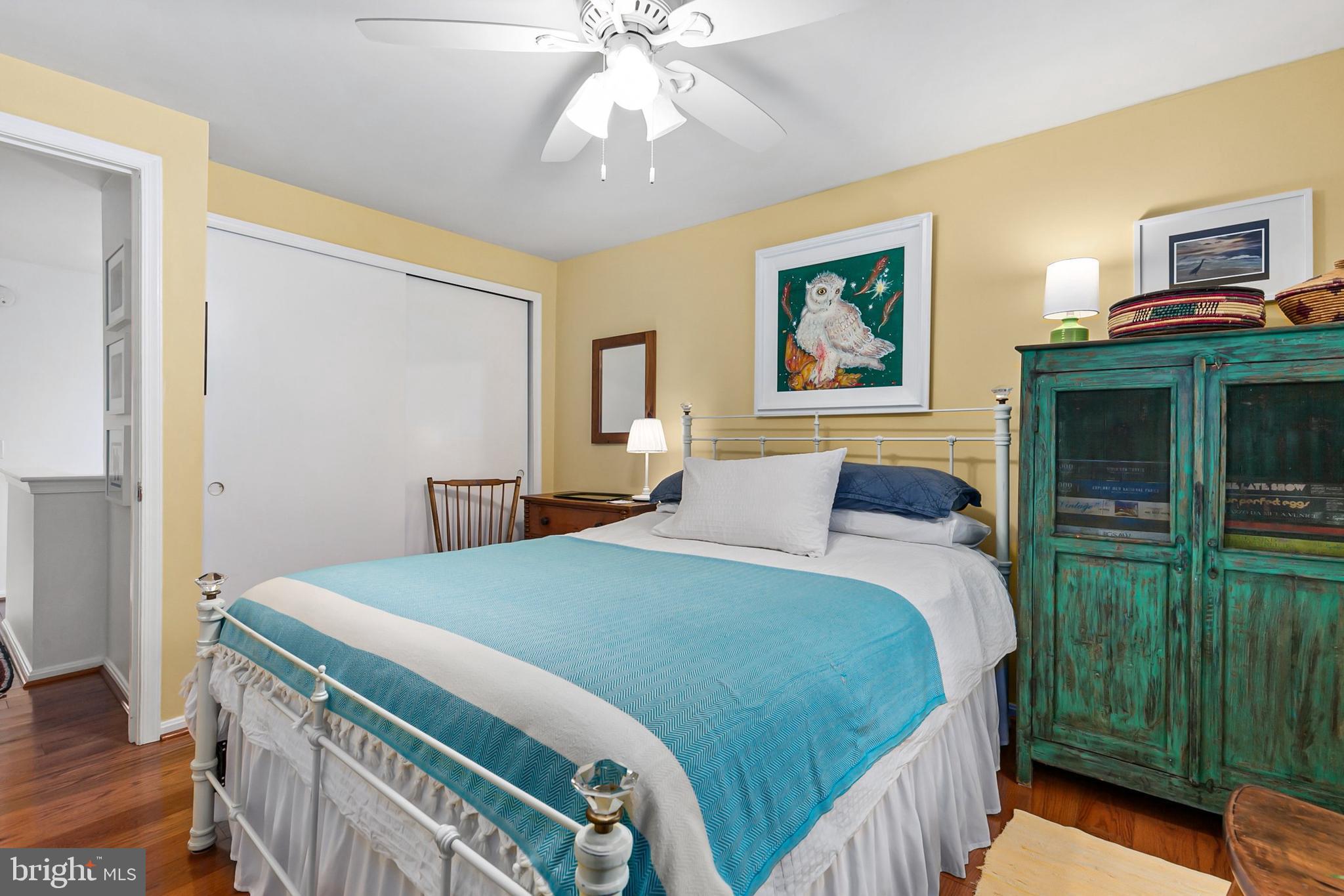 DUMONT OAKS - Residential