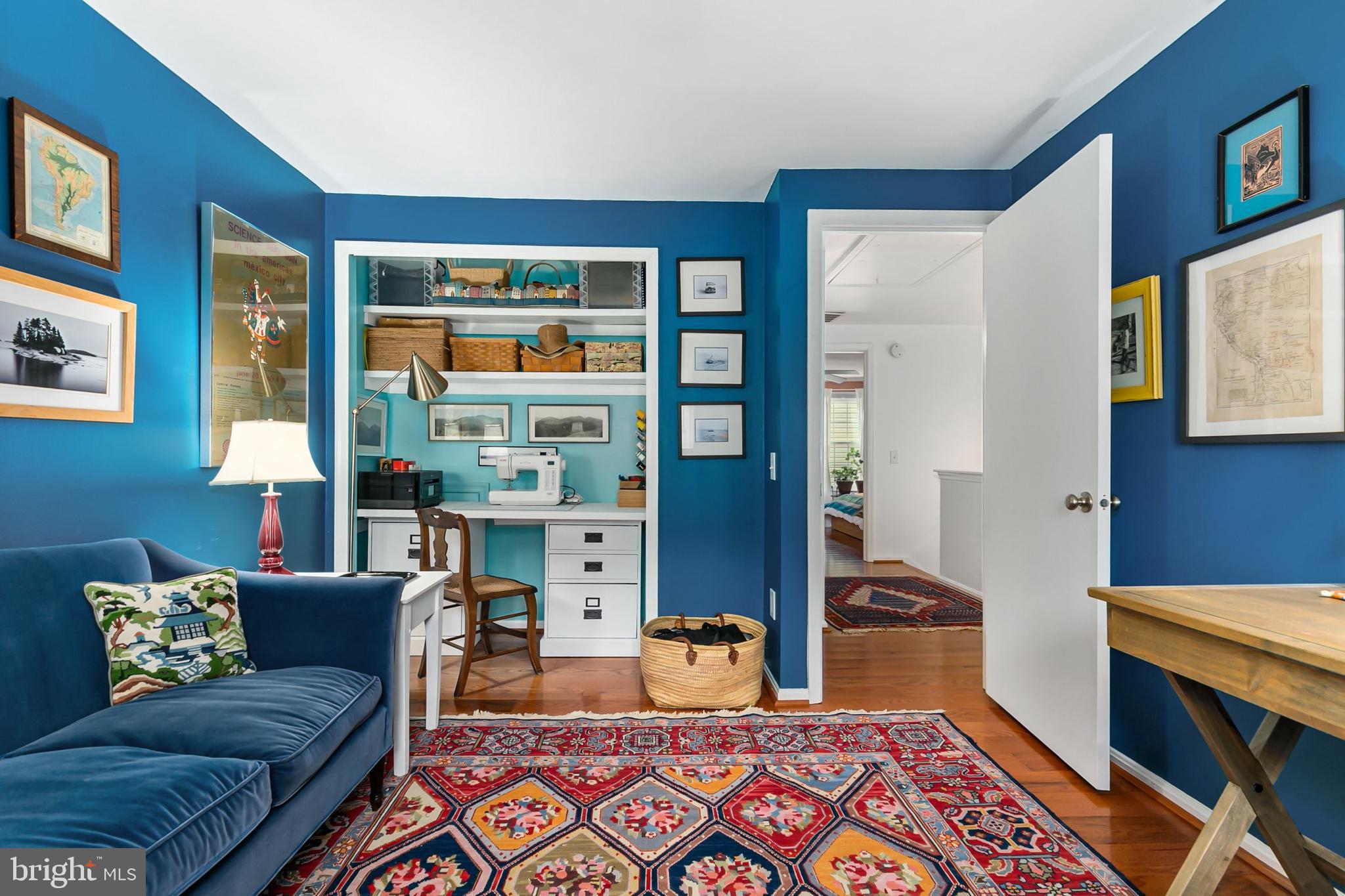 DUMONT OAKS - Residential