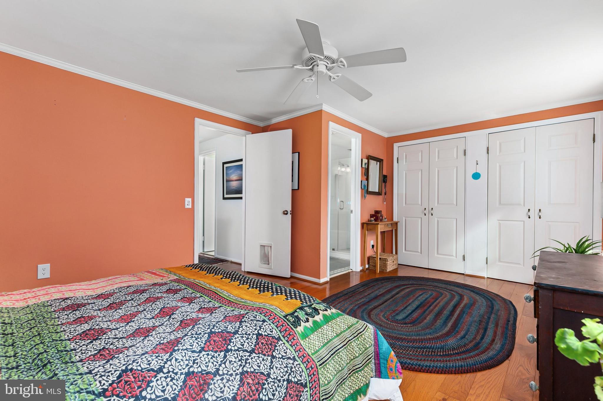 DUMONT OAKS - Residential