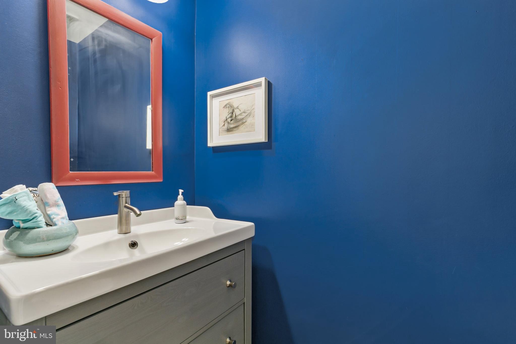 DUMONT OAKS - Residential