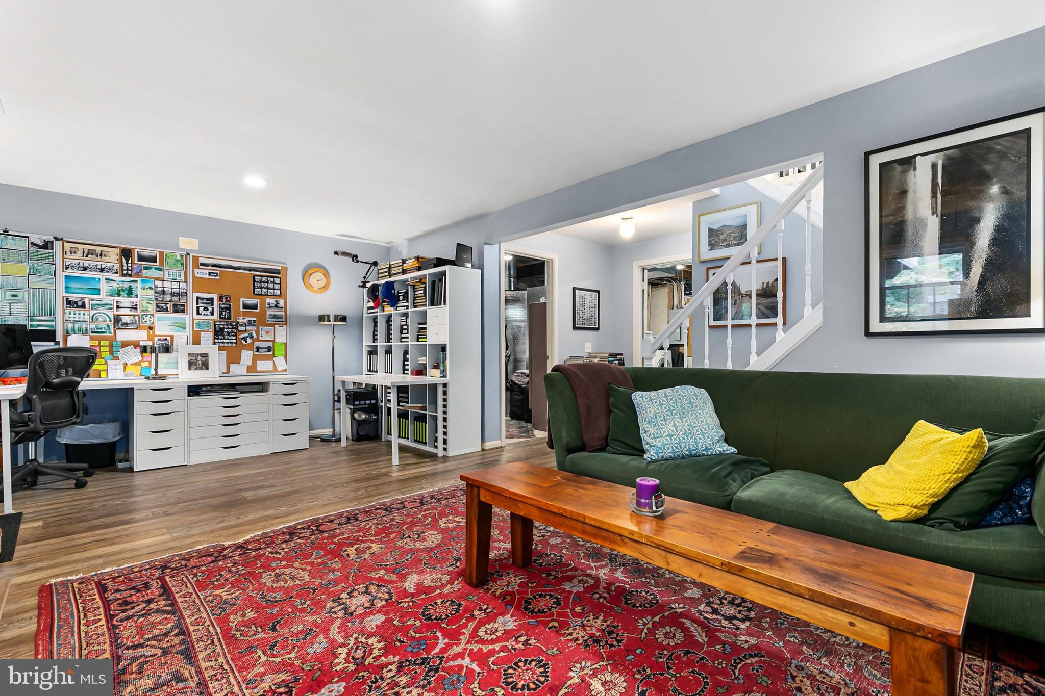 DUMONT OAKS - Residential