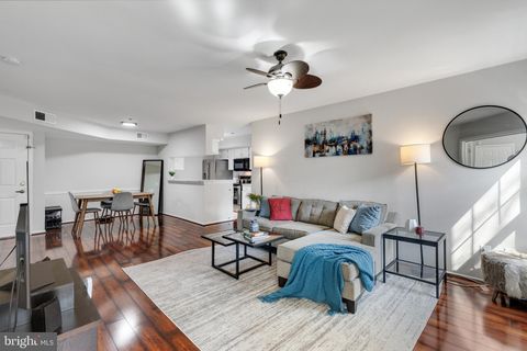 Condo For Sale - 3313 Wyndham Circle #1203<br/> ALEXANDRIA, VA 22302