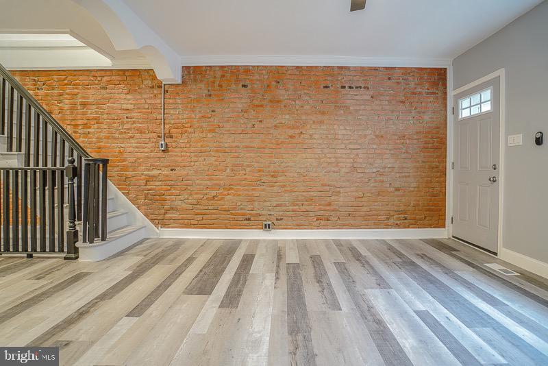 PORT RICHMOND - Residential