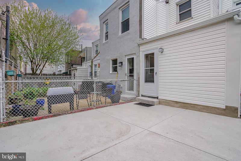 PORT RICHMOND - Residential