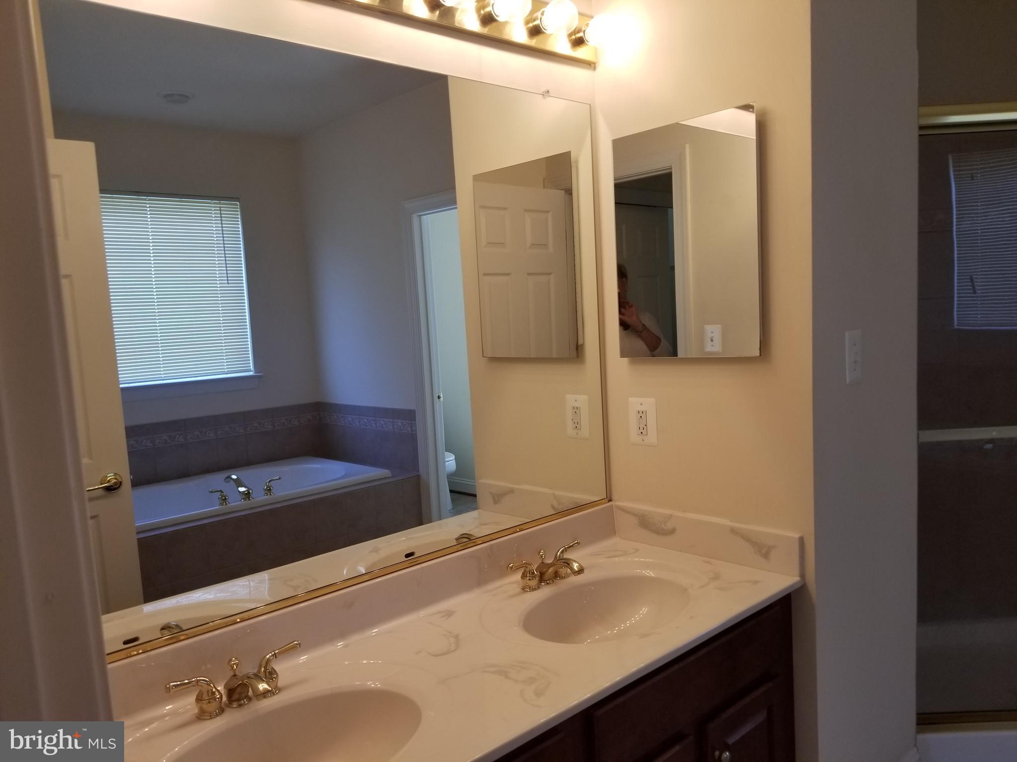 BULLE ROCK - Residential Lease