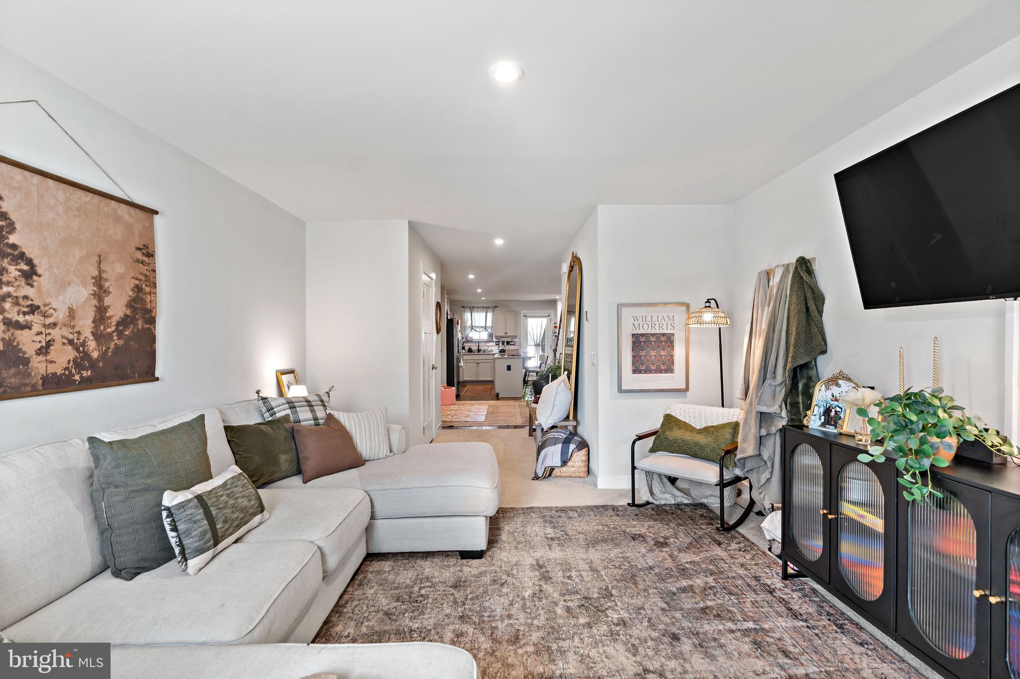 55 DUNSTER ST
