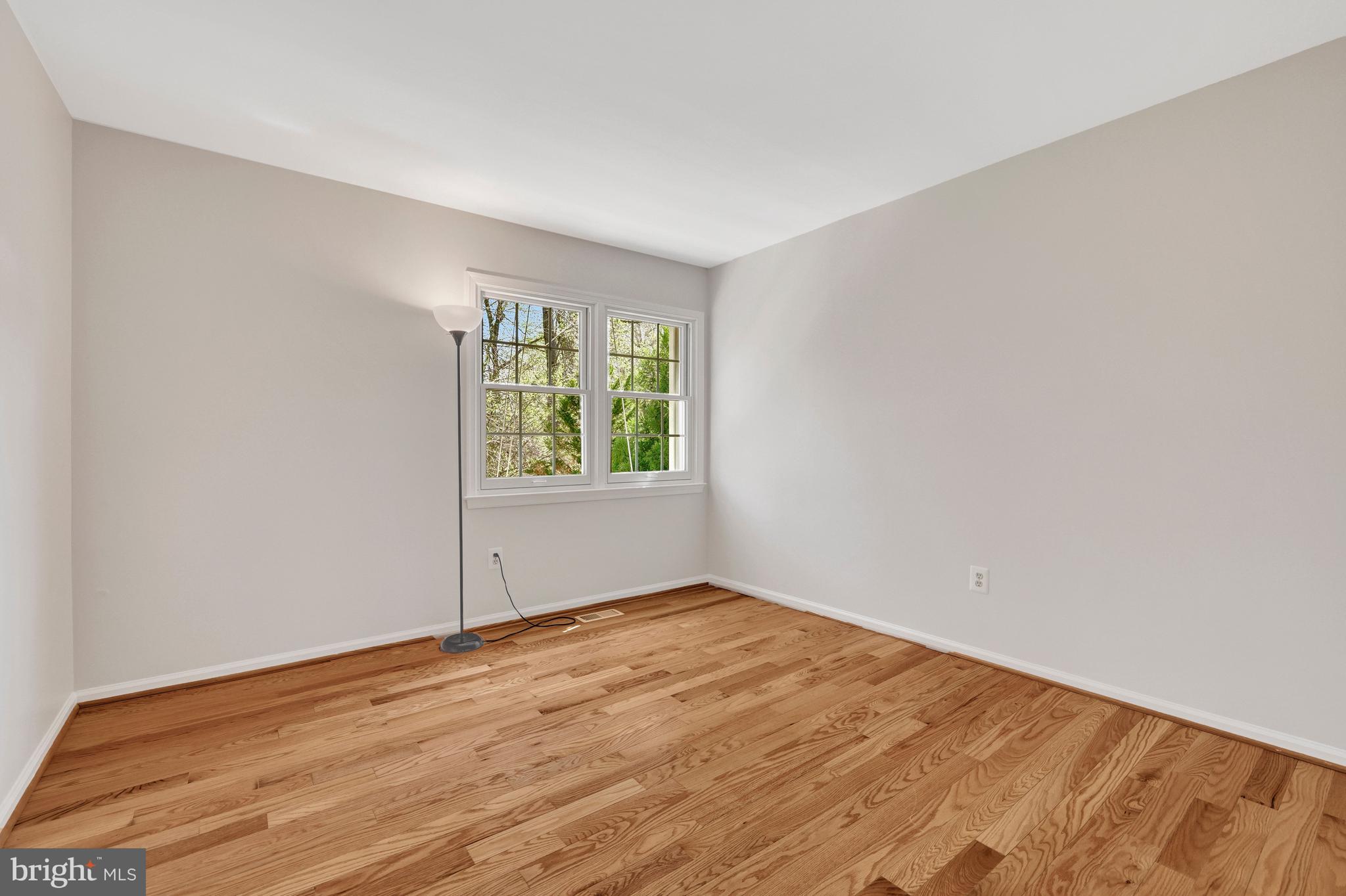 LANGLEY OAKS - Residential