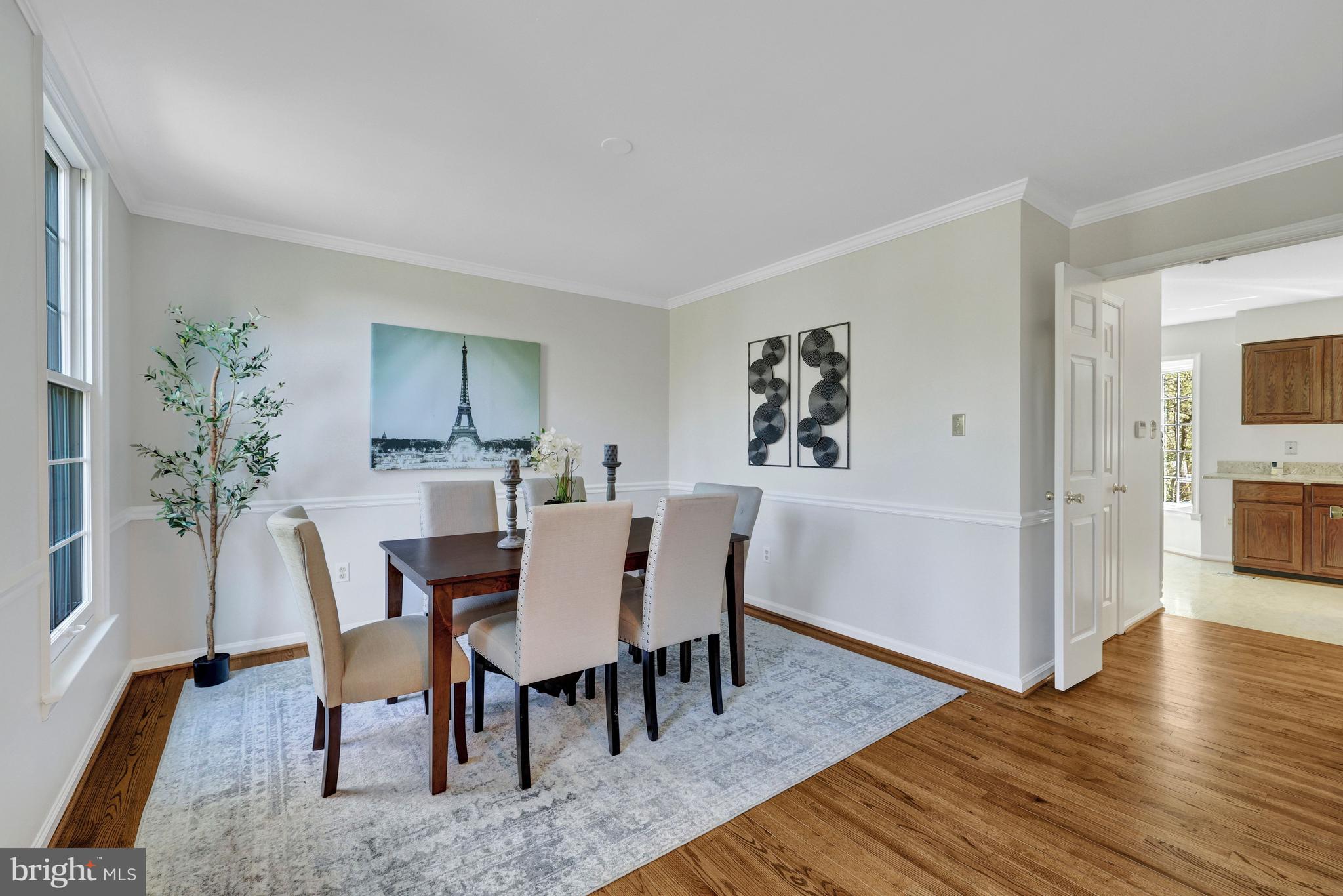 LANGLEY OAKS - Residential