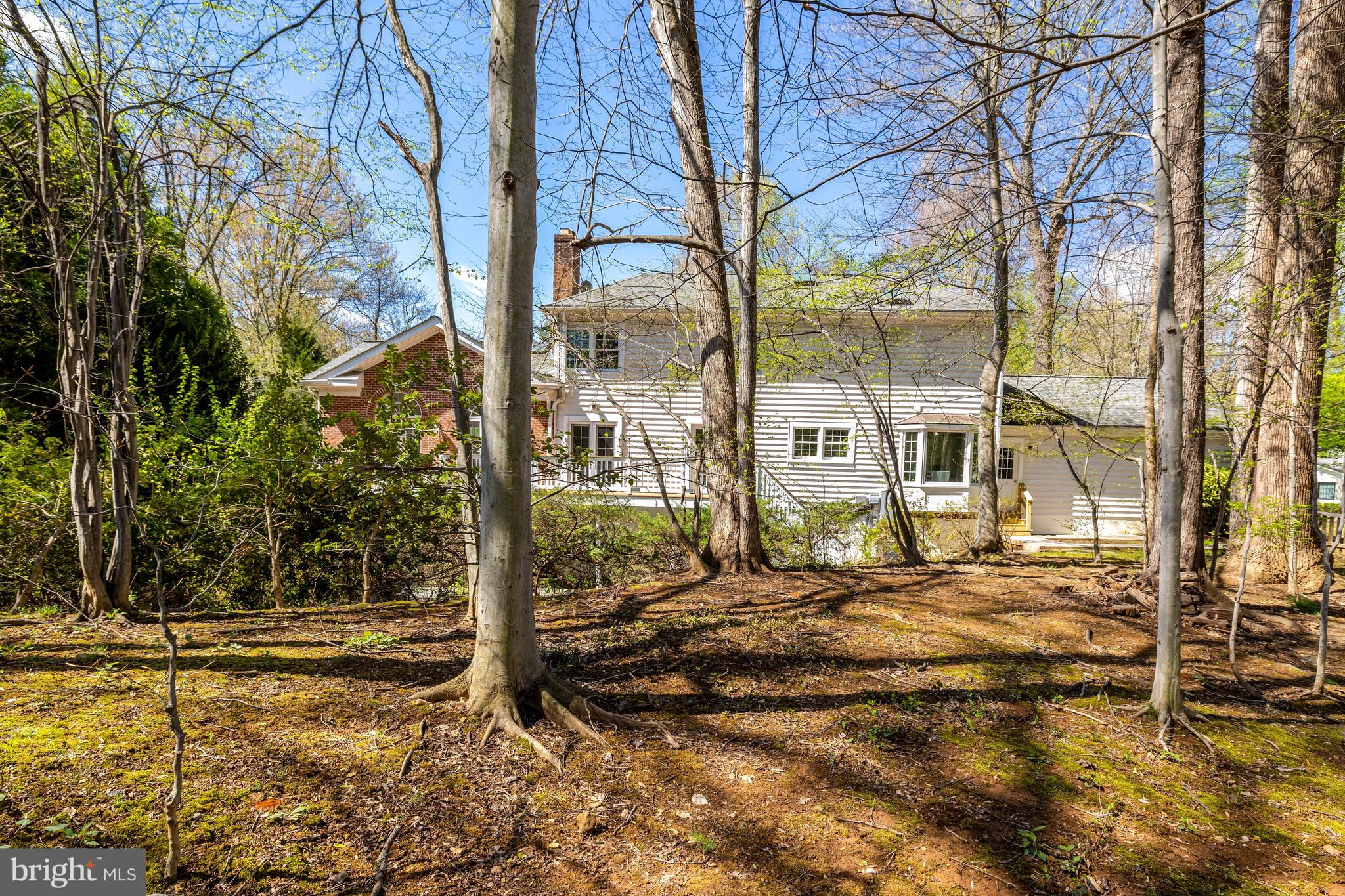 LANGLEY OAKS - Residential