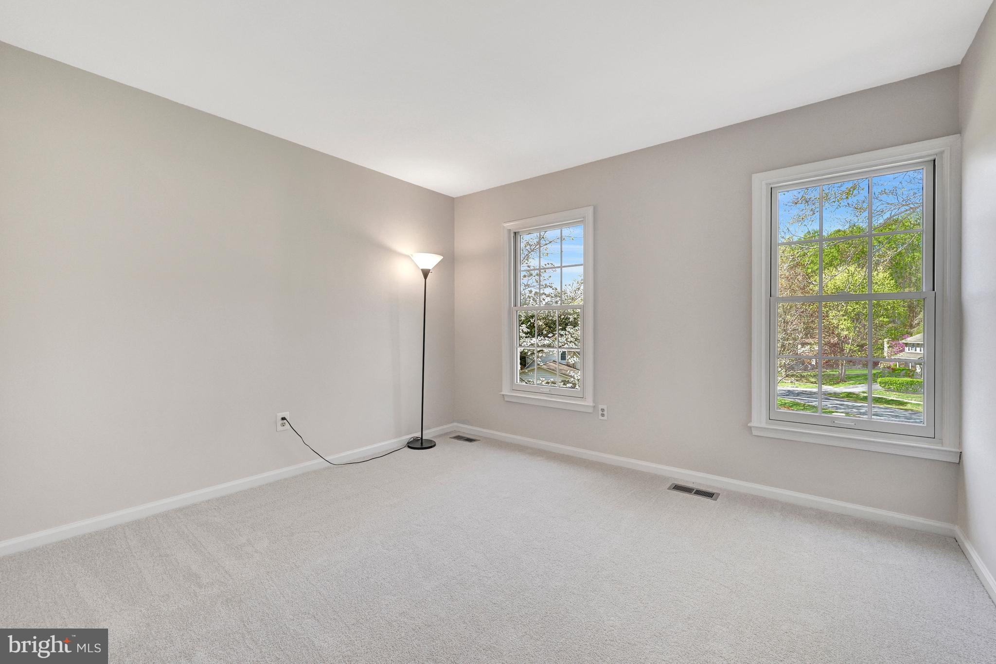 LANGLEY OAKS - Residential