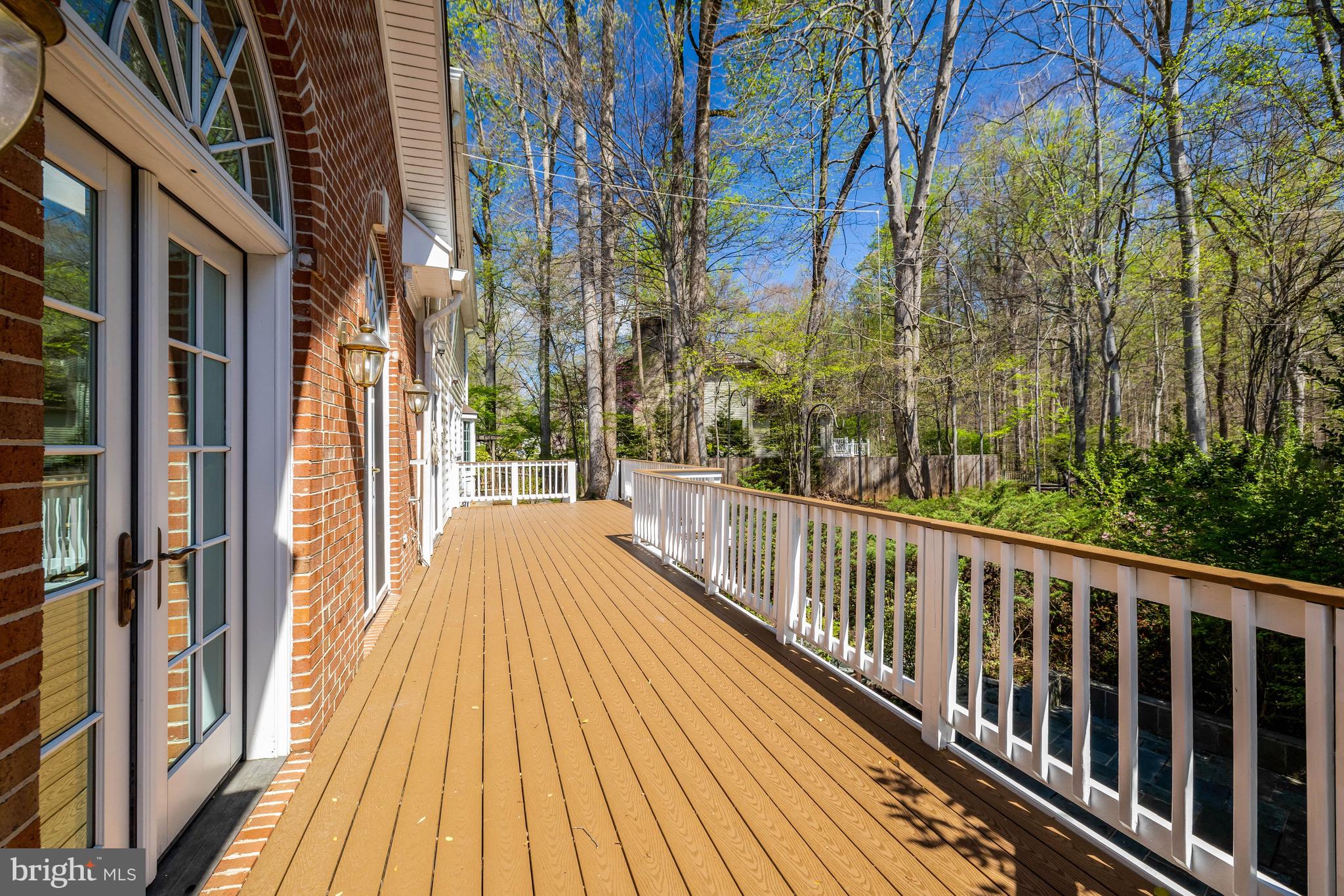 LANGLEY OAKS - Residential