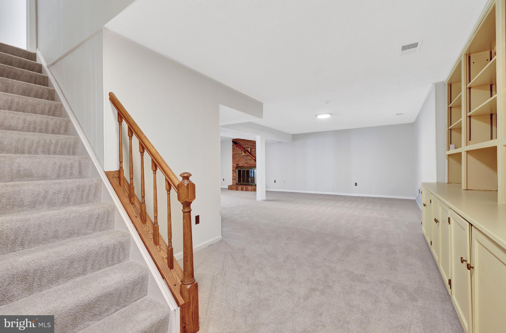 LANGLEY OAKS - Residential