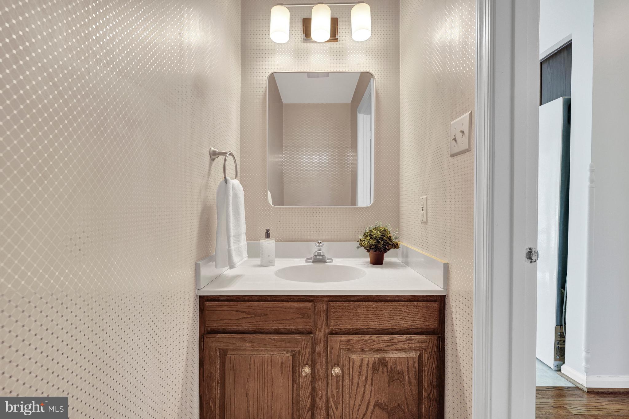 LANGLEY OAKS - Residential