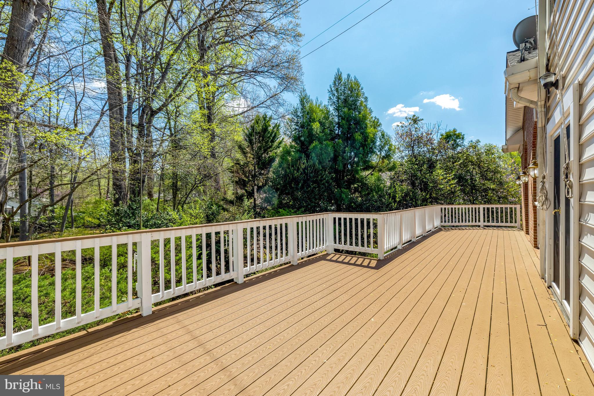 LANGLEY OAKS - Residential