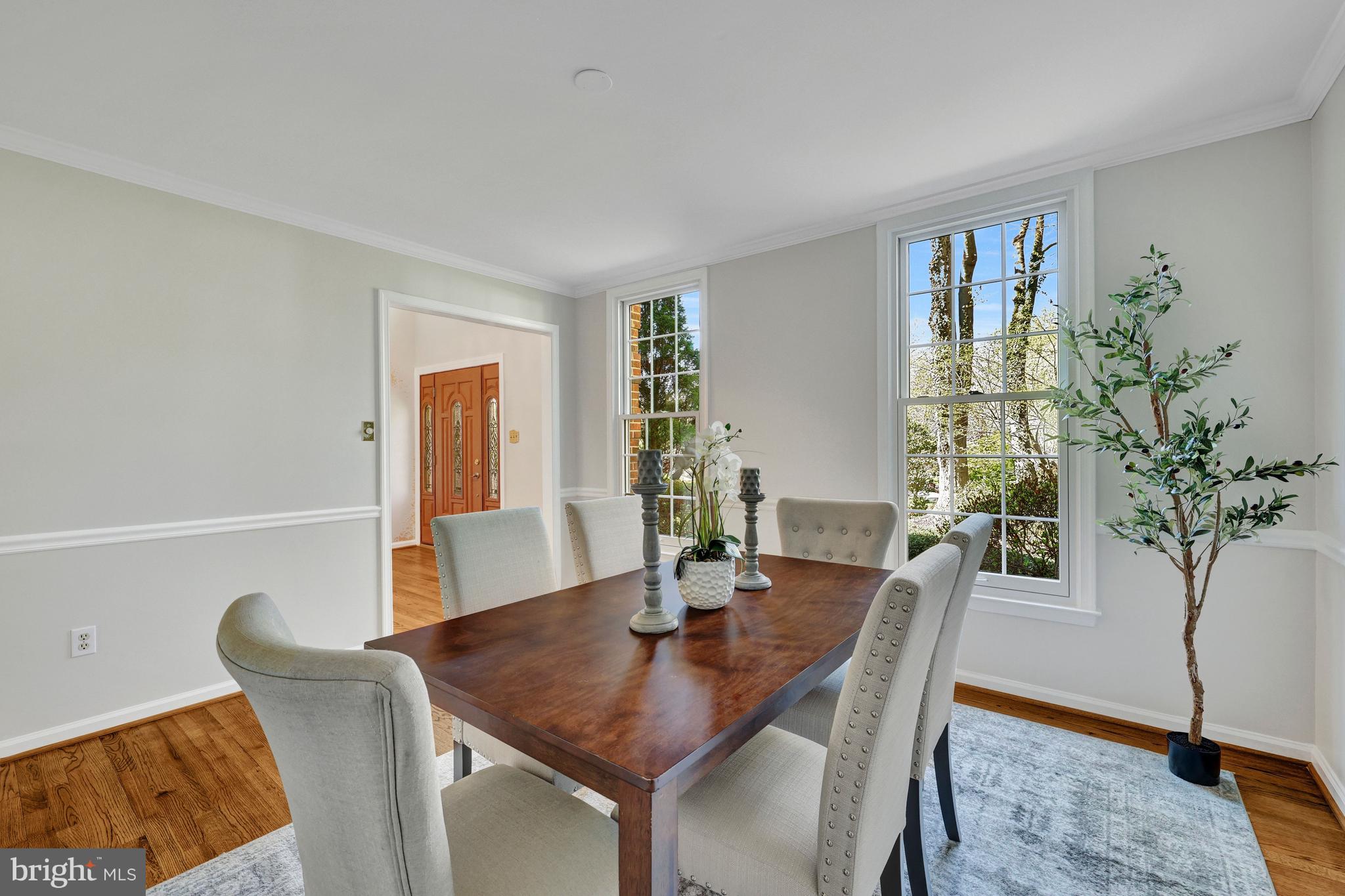 LANGLEY OAKS - Residential