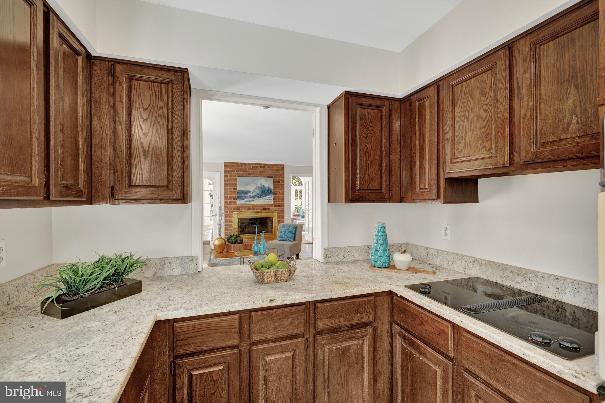 LANGLEY OAKS - Residential