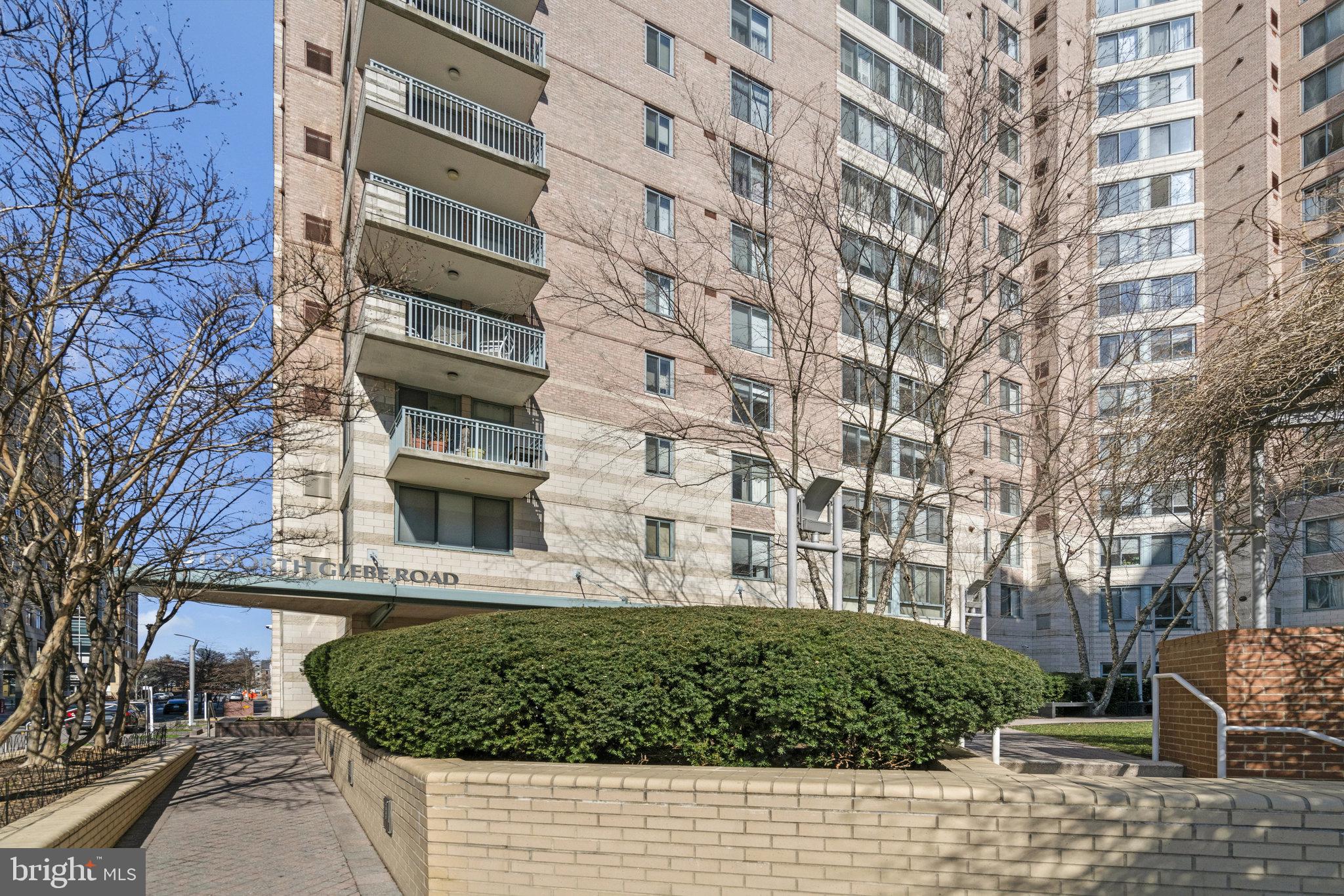 851 N GLEBE ROAD 1813
