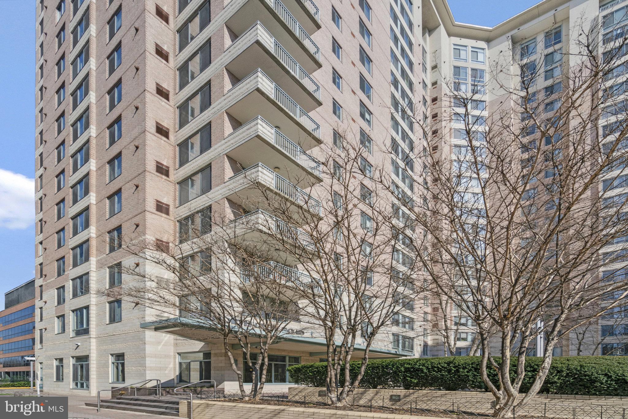 851 N GLEBE ROAD 1813
