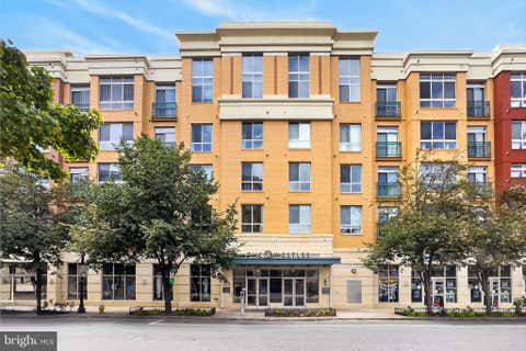 Photo of 2200 N Westmoreland Street #329, ARLINGTON, VA 22213 (MLS # VAAR2078628)