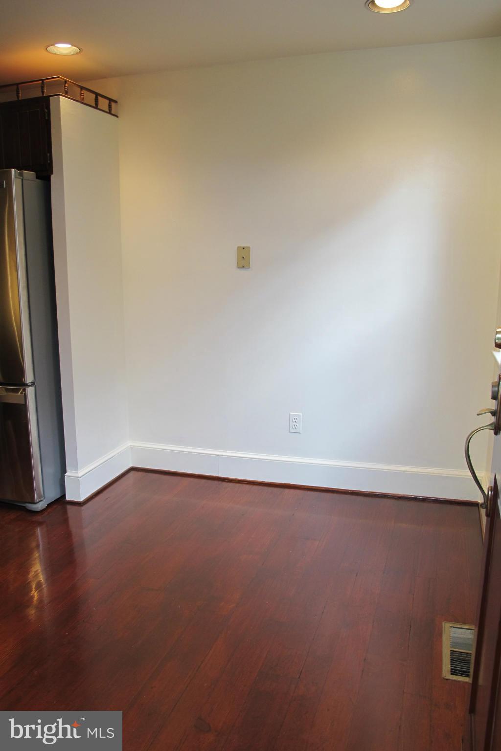 ST JOHNS SQUARE - Residential Lease