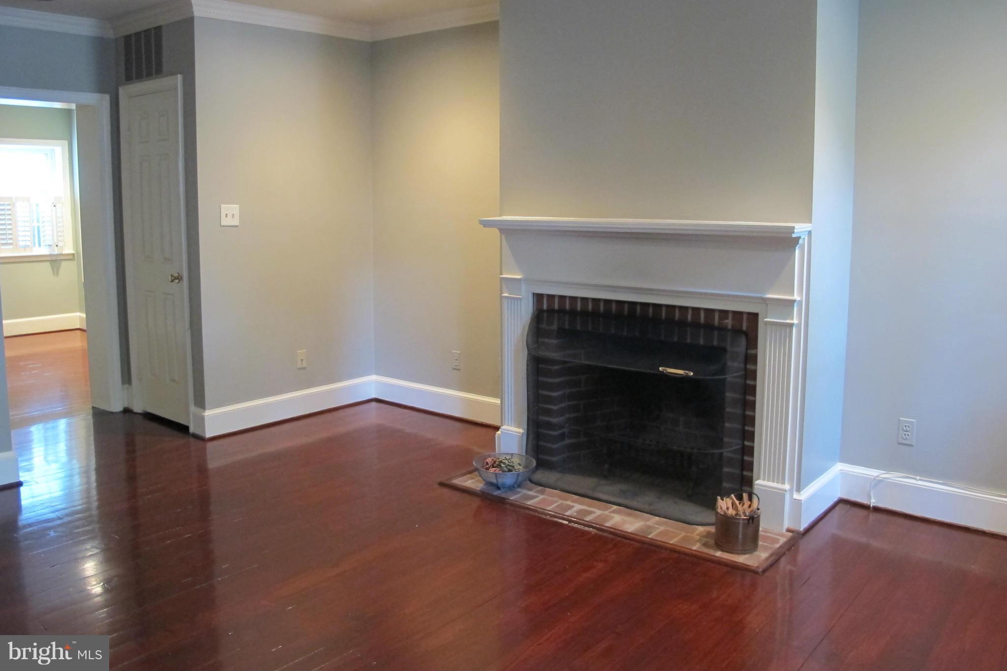 ST JOHNS SQUARE - Residential Lease