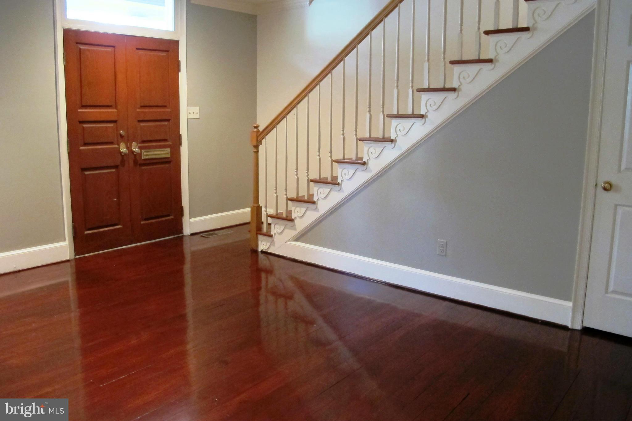 ST JOHNS SQUARE - Residential Lease