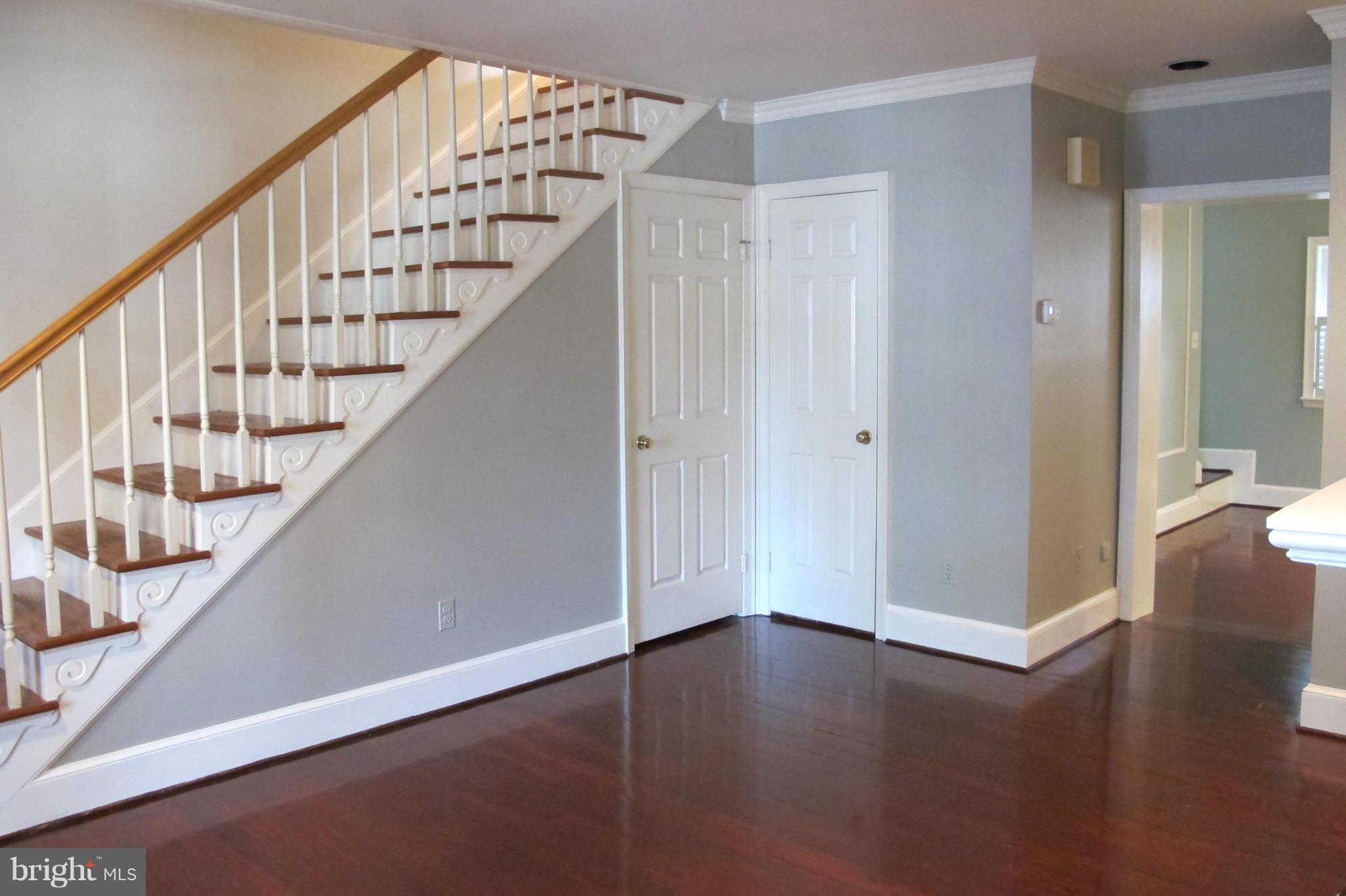 ST JOHNS SQUARE - Residential Lease