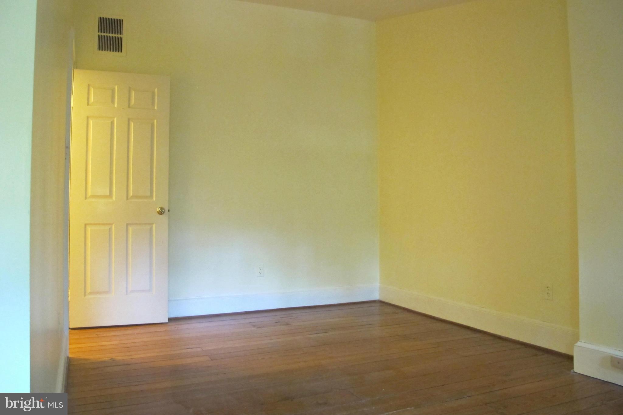 ST JOHNS SQUARE - Residential Lease