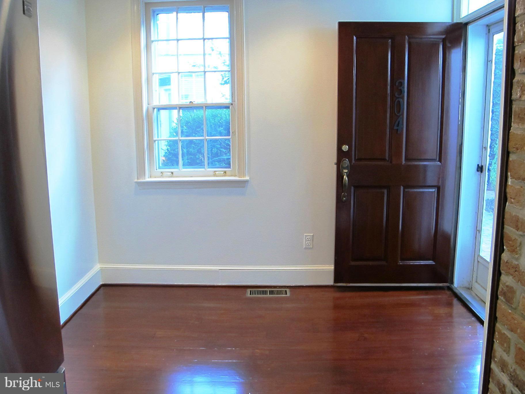 ST JOHNS SQUARE - Residential Lease