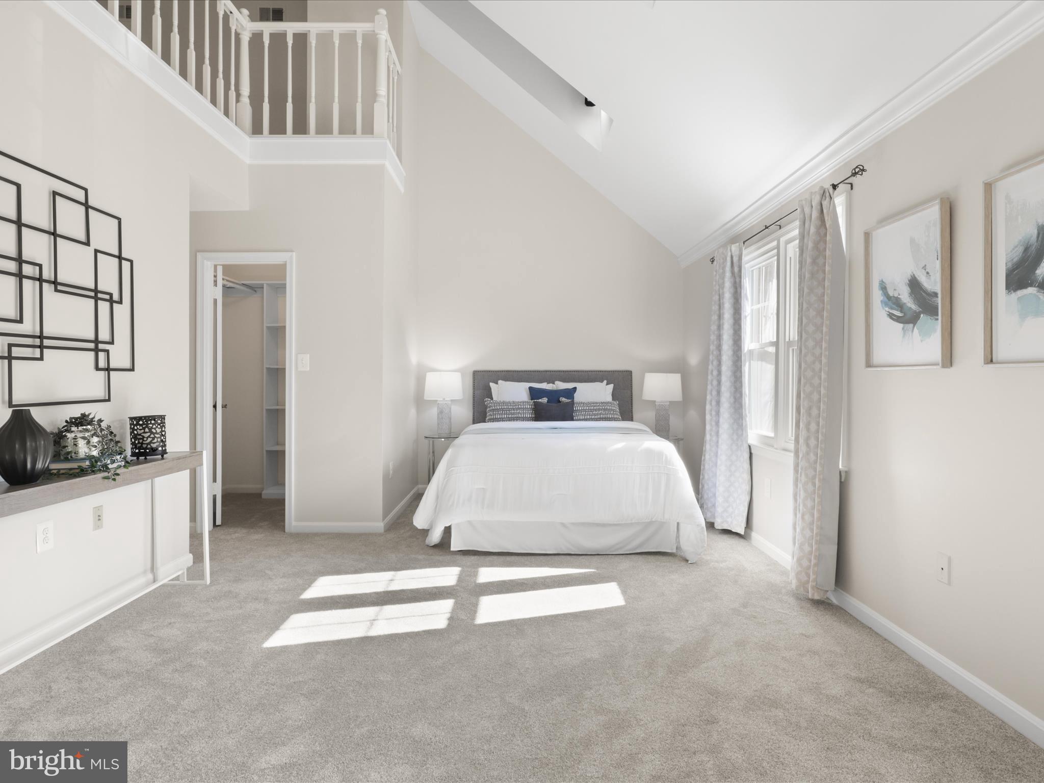 PINECREST - Residential