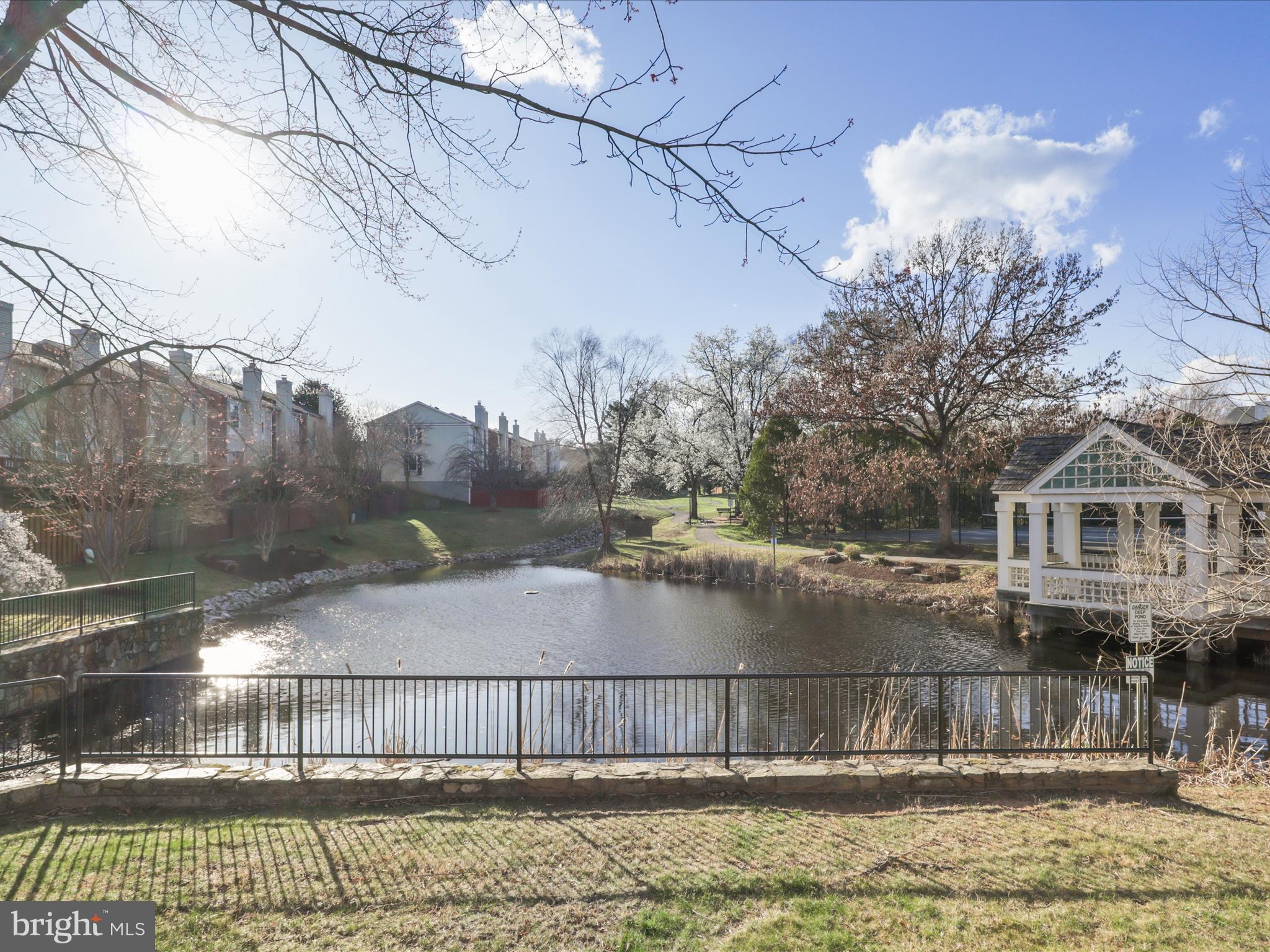 PINECREST - Residential