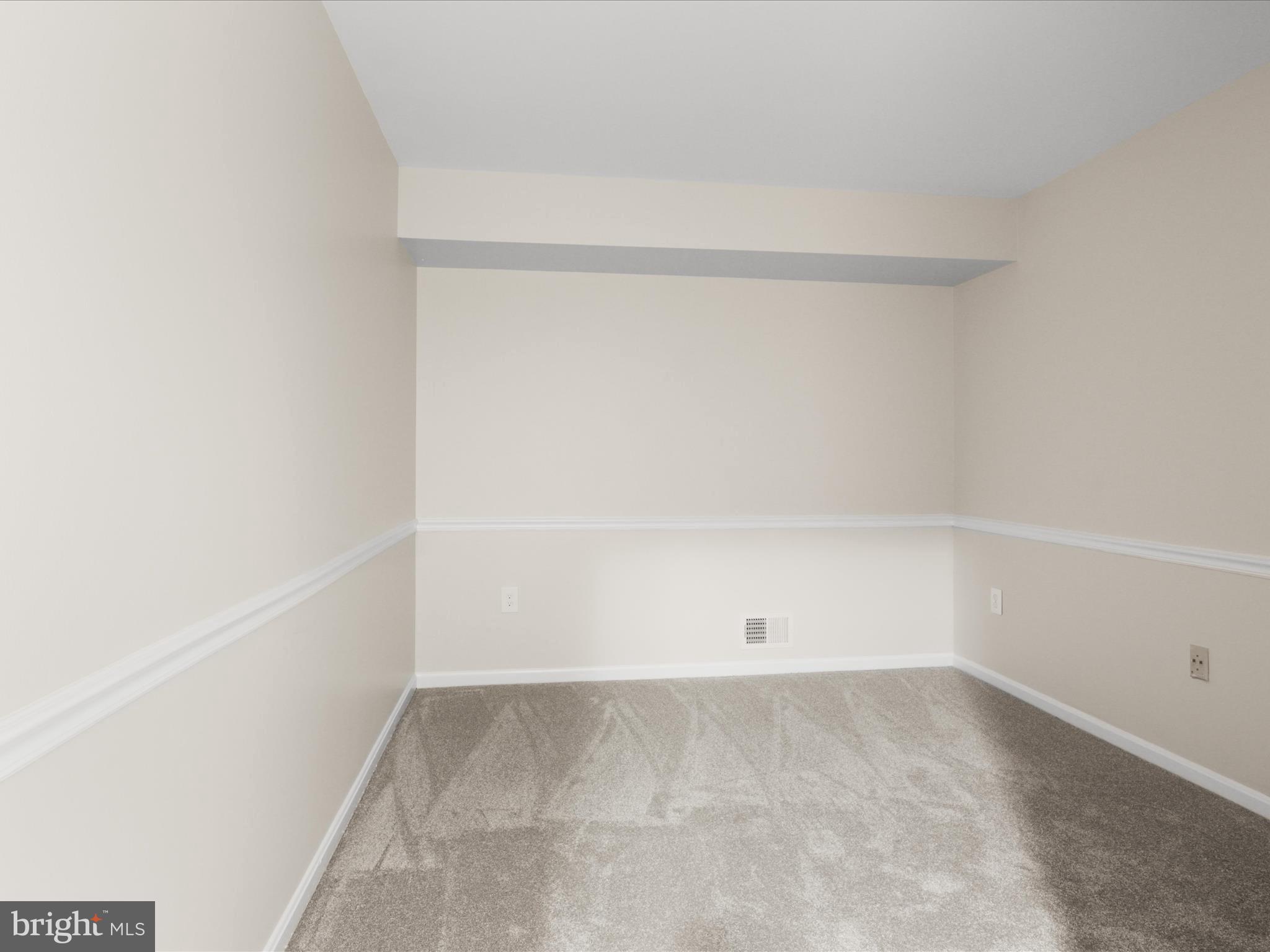 PINECREST - Residential